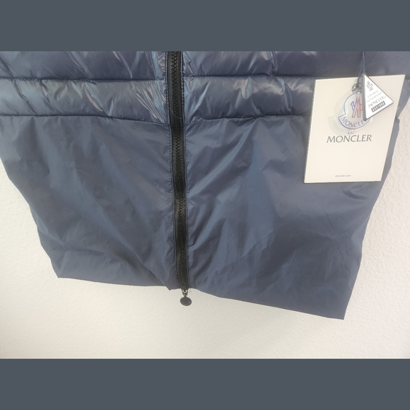 Moncler NWT Navy Blue Cereste Puffer Coat Sz Medium - Picture 8 of 16